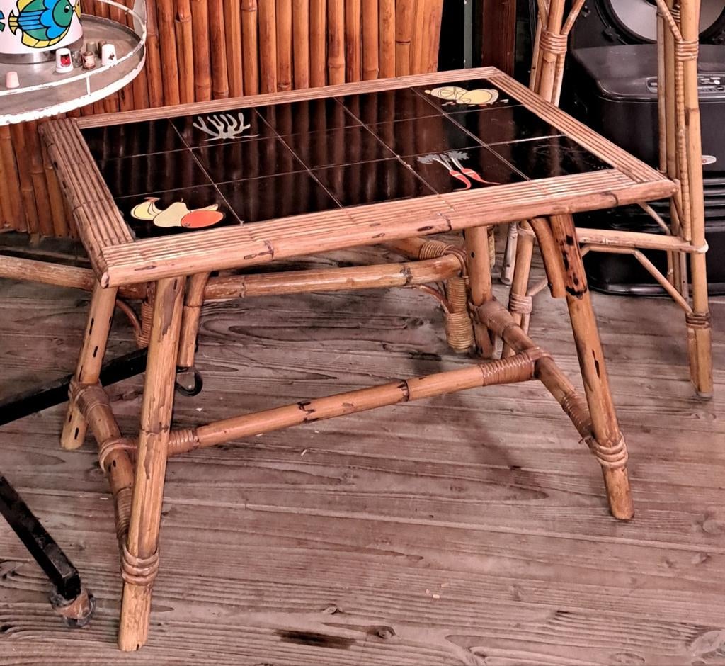 Rotan en bamboe salontafel met tegels, tegeltafel, jaren 50, Antiek en Kunst, Ophalen