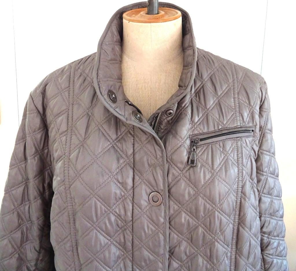 Als nieuw: mid-season damesjas Louigi Luxe Wear. Maat 46B, Kleding | Dames, Overige kleuren, Louigi Luxe Wear, Maat 46/48 (XL) of groter