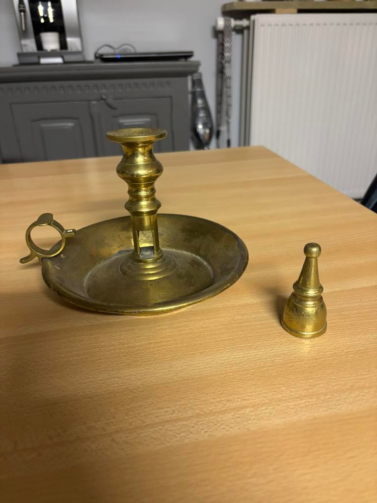 Vintage. Bougeoir en cuivre (très ancien), Antiquités & Art, Enlèvement ou Envoi, Cuivre ou Bronze