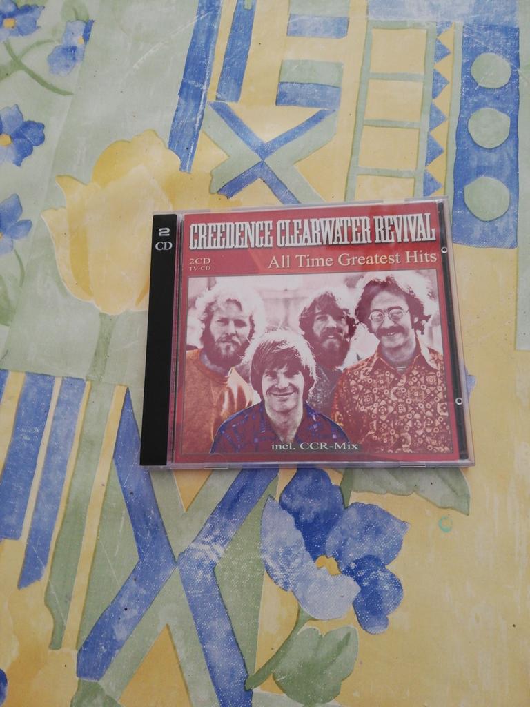 Coffret 2 CDs. Creedence Clearwater Revival., Enlèvement ou Envoi, Comme neuf