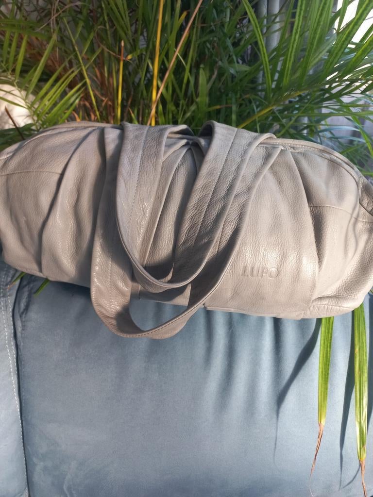 Très joli sac" LUPO" cuir gris porté épaule., Enlèvement ou Envoi, Comme neuf