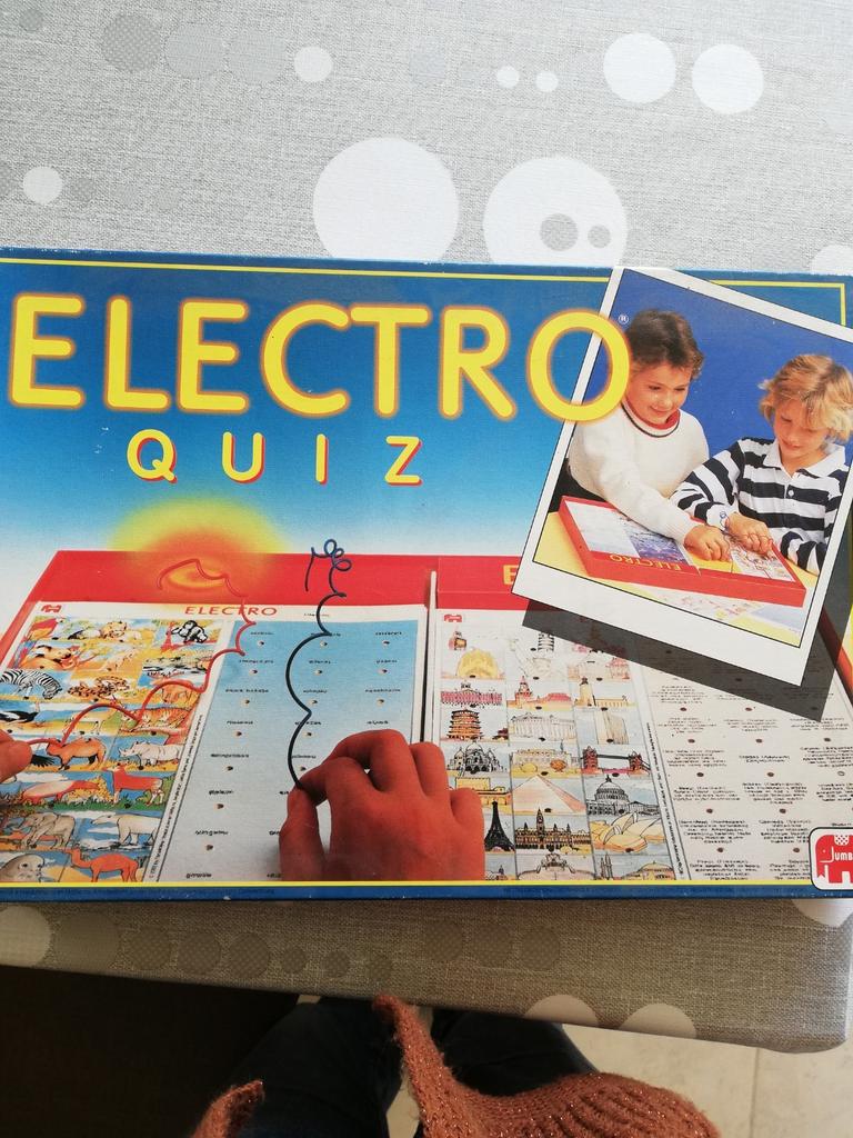 Electro voor lagere school kinderen, Hobby en Vrije tijd, Gezelschapsspellen | Bordspellen, Ophalen, Zo goed als nieuw