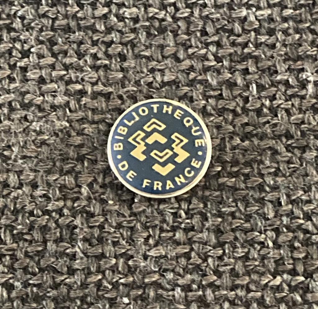 PIN - BIBLIOTHEQUE DE FRANCE, Envoi, Utilisé, Autres sujets/thèmes, Insigne ou Pin's