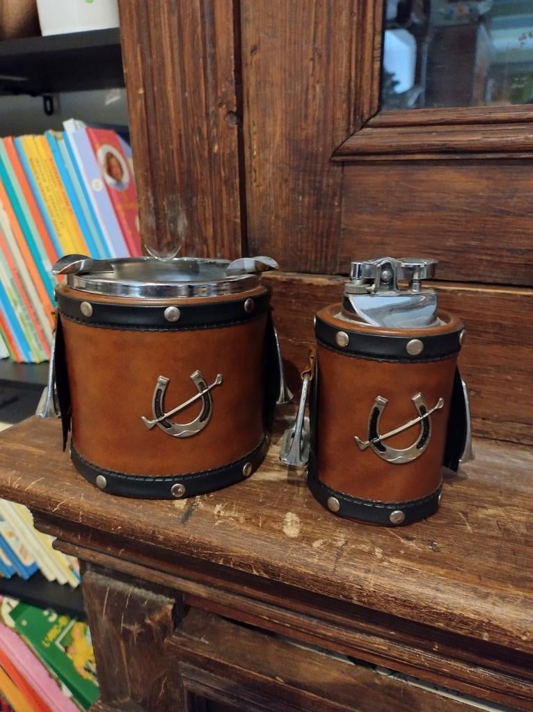Cendrier et briquet vintage, Antiquités & Art, Enlèvement ou Envoi