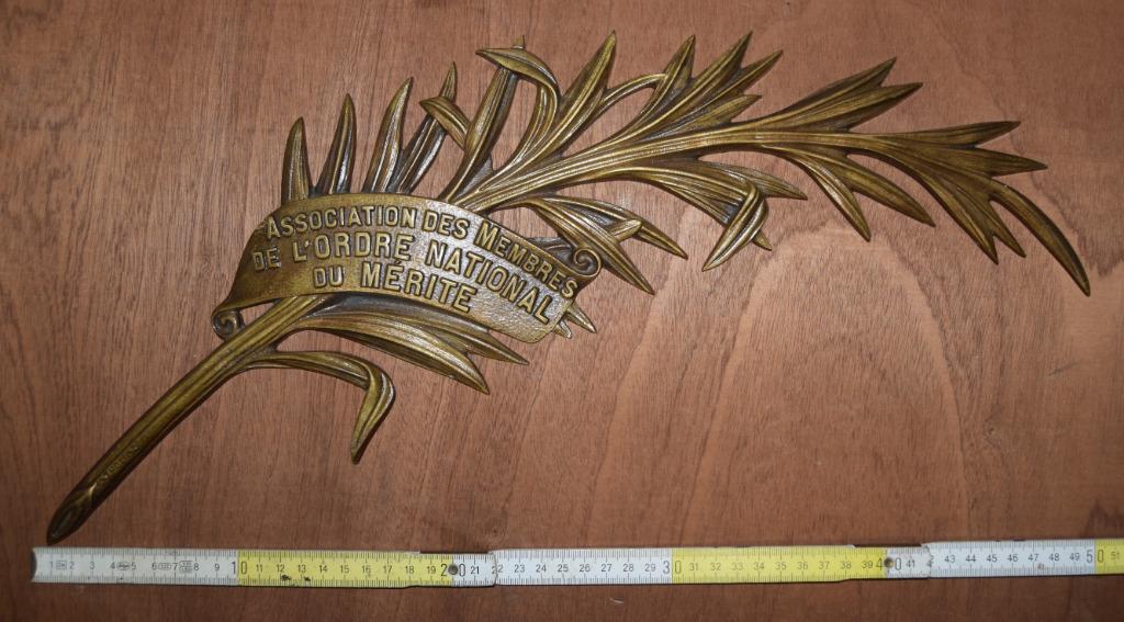 Bronzen plaquette van de leden van de Nationale Orde van Ver, Verzamelen, Militaria | Algemeen, Overige soorten, Ophalen of Verzenden