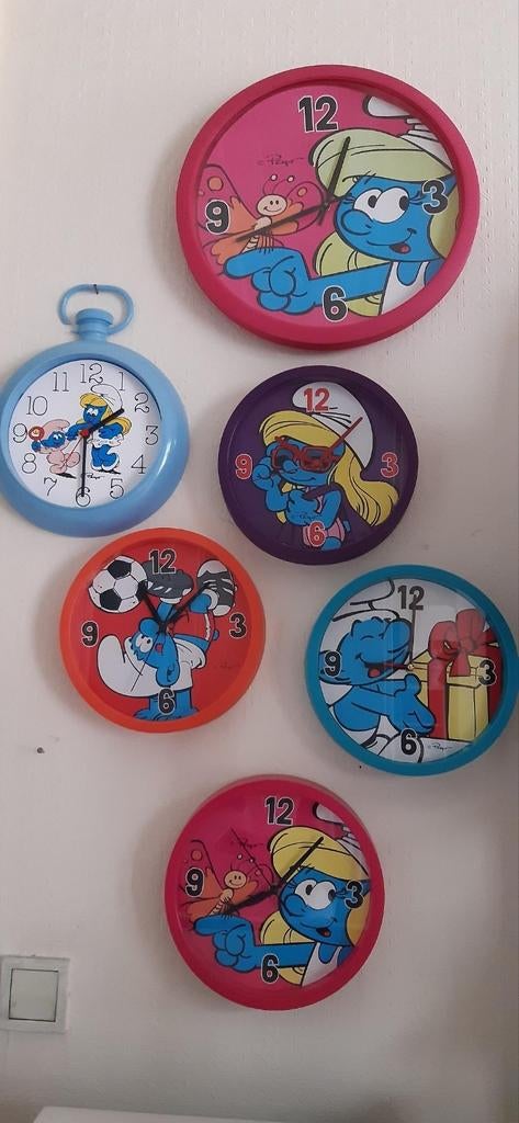 Collection de 6 horloges murales Schtroumpfs Stroumpfs, Enlèvement ou Envoi, Comme neuf, Différents Schtroumpfs, Ustensile