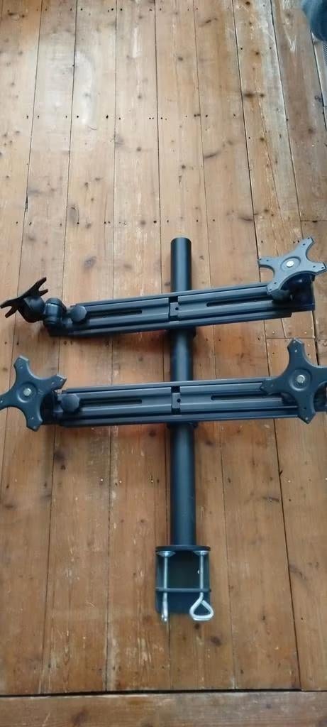 Monitor beugel voor 4 schermen.  NOG STEEDS BESCHIKBAAR!, Ophalen, Gebruikt