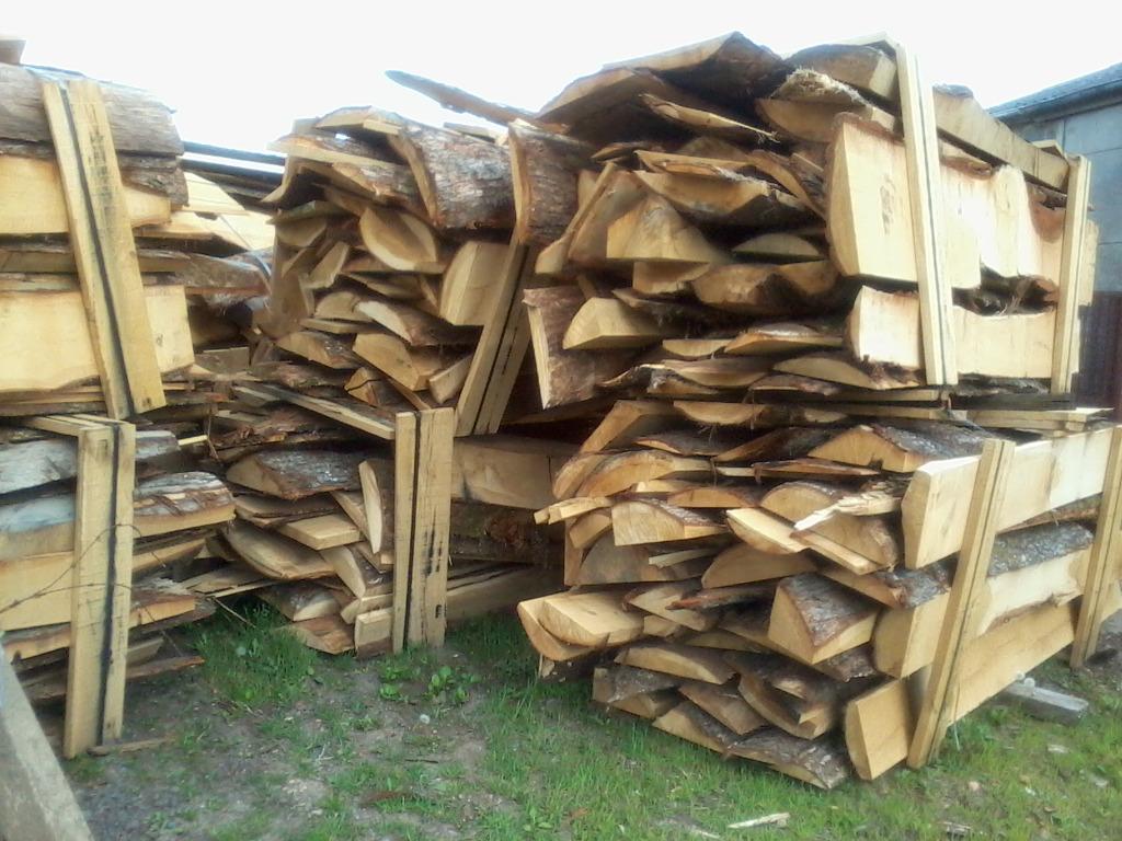 Brandhout: Dossen eik halfdroog per pak of per ton. Goedkoop, 6 m³ ou plus, Envoi, Chêne, Troncs d'arbres