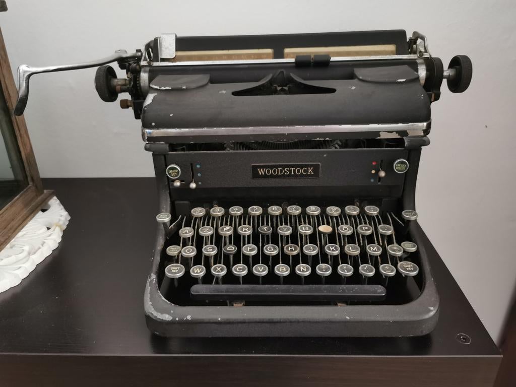 Woodstock typemachine jaren 1940, Ophalen
