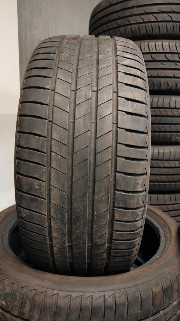 245/40r19 94w Bridgestone 60€ per stuk met montage en balanc, Auto-onderdelen, Ophalen