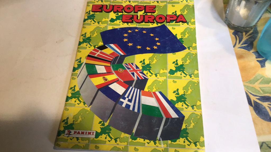 Panini Europe (AZ), Enlèvement ou Envoi, Utilisé, Panini, Livre d'images