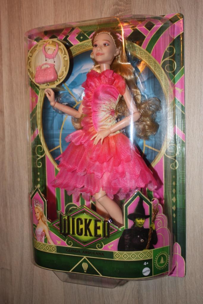 Wicked Glinda Arduenna , Pop , misprint met foute website, Ophalen of Verzenden, Nieuw, Film, Actiefiguur of Pop