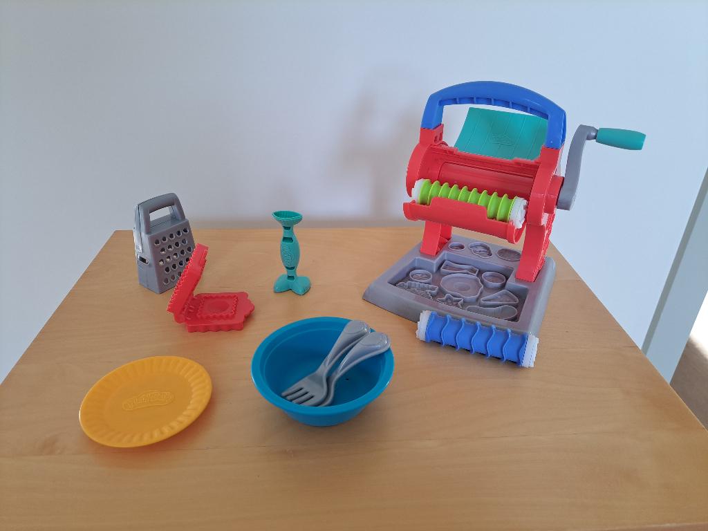 Play-Doh Kitchen Creations, Fiesta des pâtes, Enlèvement ou Envoi, Comme neuf, Outillage ou Accessoires