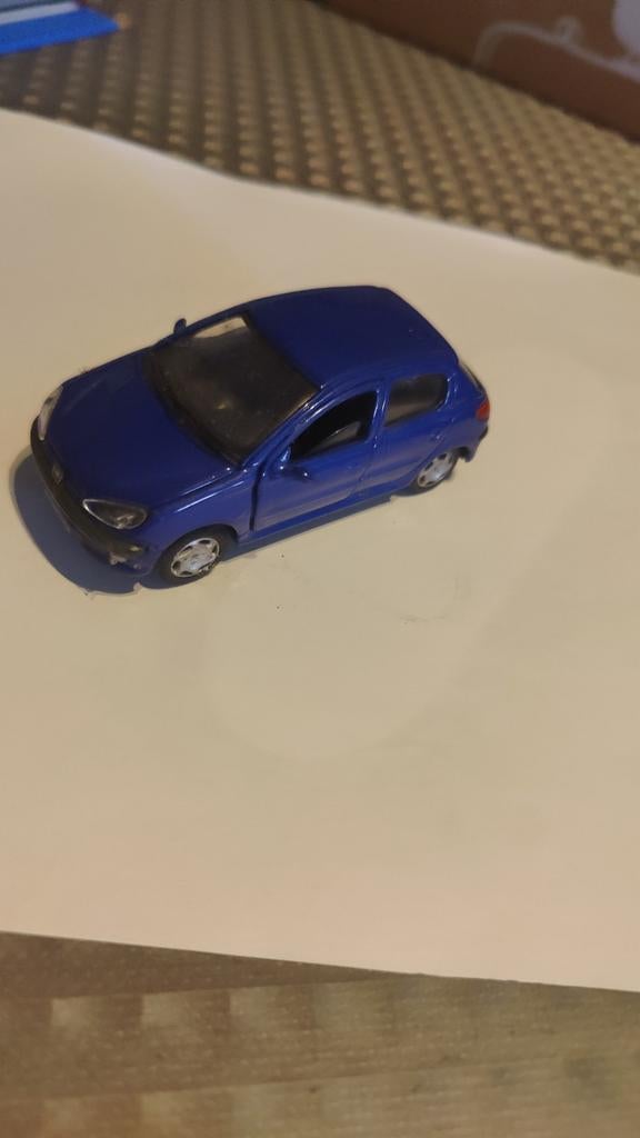 Peugeot 206 miniatuur, Enlèvement ou Envoi, Comme neuf