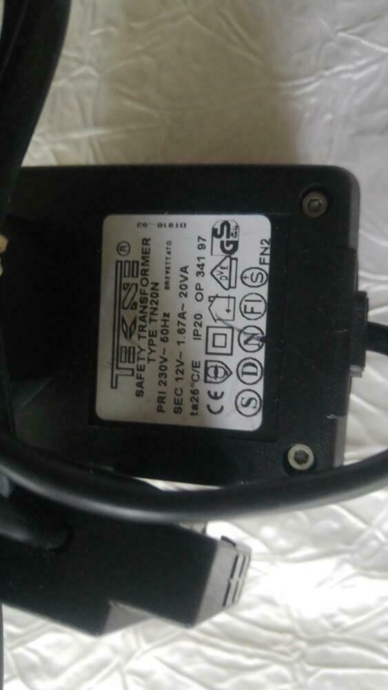 Tekne power supply safety transformator type tn20n 12v 1.67a, Auto-onderdelen, Ophalen of Verzenden