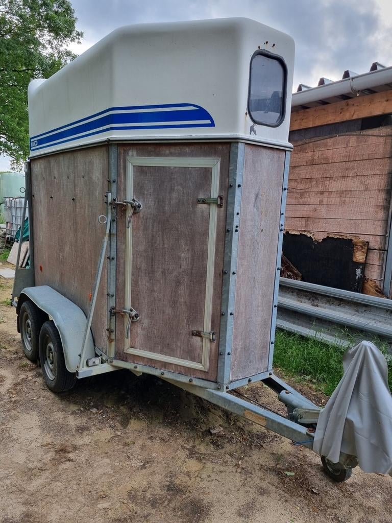 1,5 paards trailer te huur, Ophalen, Gebruikt, Hout, 1½-paards trailer