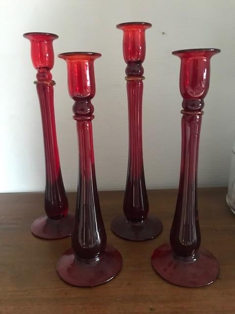 Quatre magnifiques chandeliers en verre rouge, Enlèvement ou Envoi, Comme neuf, Rouge, Chandelier