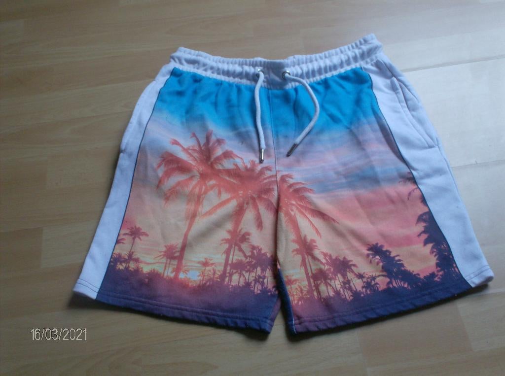 Short merk primark – maat xs, Enlèvement ou Envoi, Porté, Taille 46 (S) ou plus petite, Primark