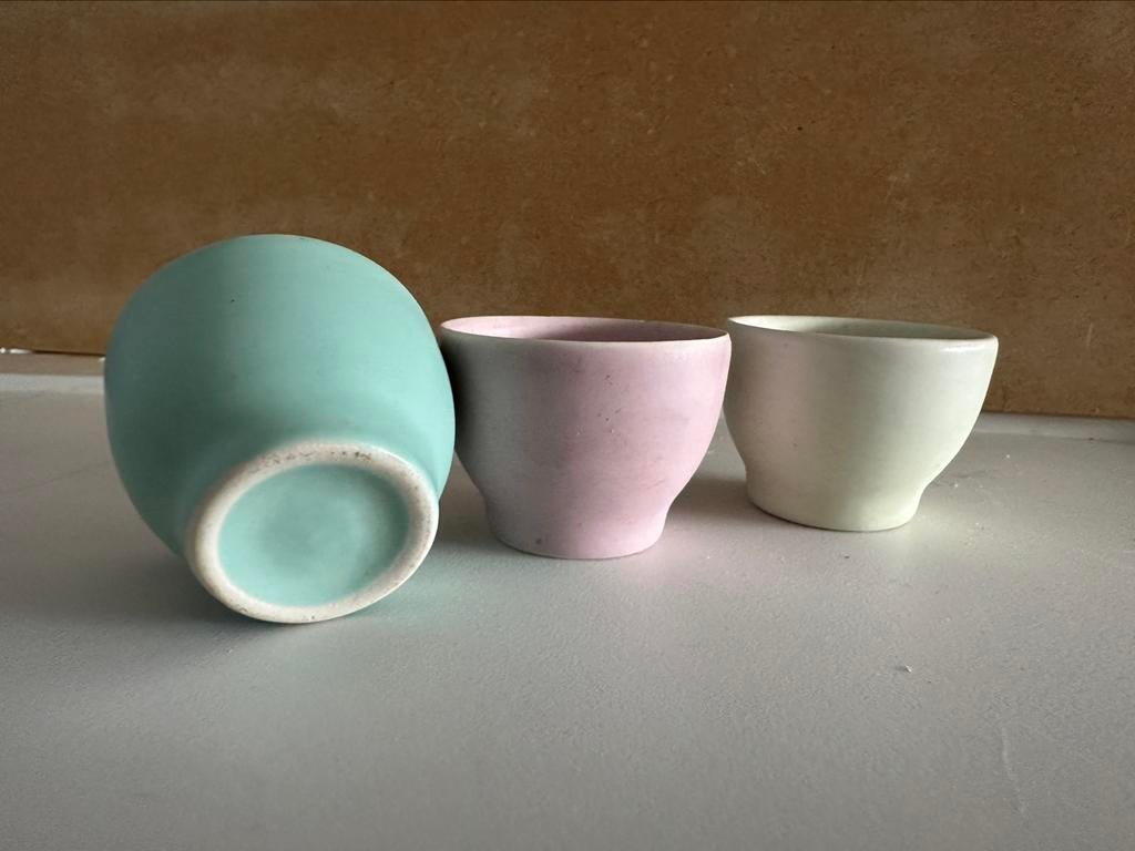 Eierpotjes vintage design sixties, Antiek en Kunst, Verzenden