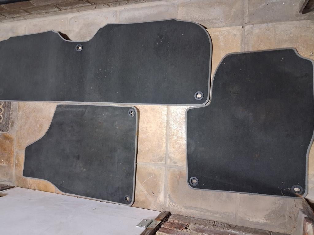 Tapis de voiture, Enlèvement, Comme neuf