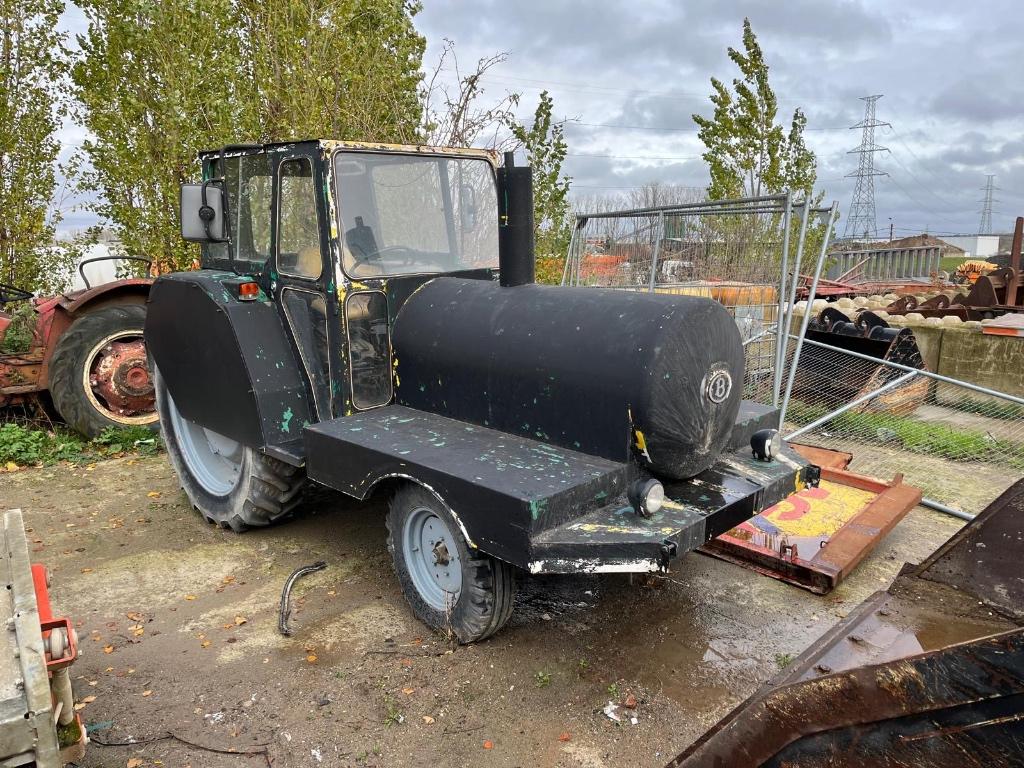 Deutz traktor, Enlèvement