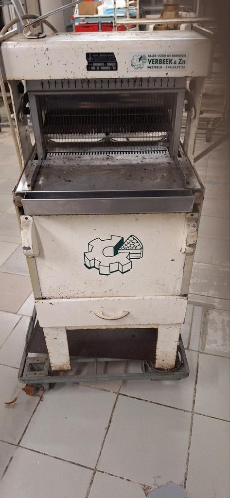 Snijmachine VLB, Zakelijke goederen, Ophalen