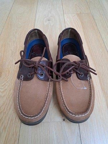 Clarks bruine suède schoenen Lederen bootdekschoenen, Kleding | Heren, Schoenen, Ophalen, Bruin, Nieuw, Clarks