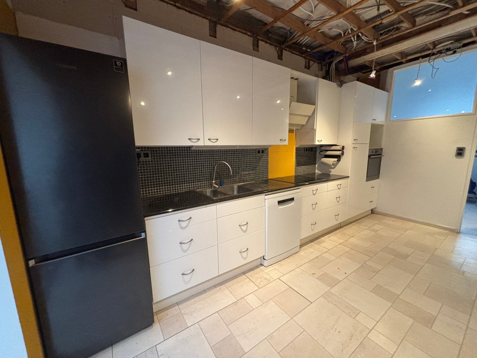 Cuisine équipée IKEA - Keuken volledig uitgerust IKEA, Huis en Inrichting, Keuken | Complete keukens, Ophalen, Gebruikt, Wit, Graniet of Steen