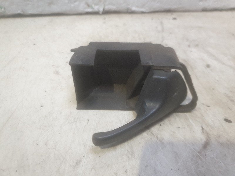 POIGNEE INTÉRIEURE DROIT Volkswagen Golf III Cabrio (1E), Volkswagen, Volkswagen AG, Droite, Utilisé