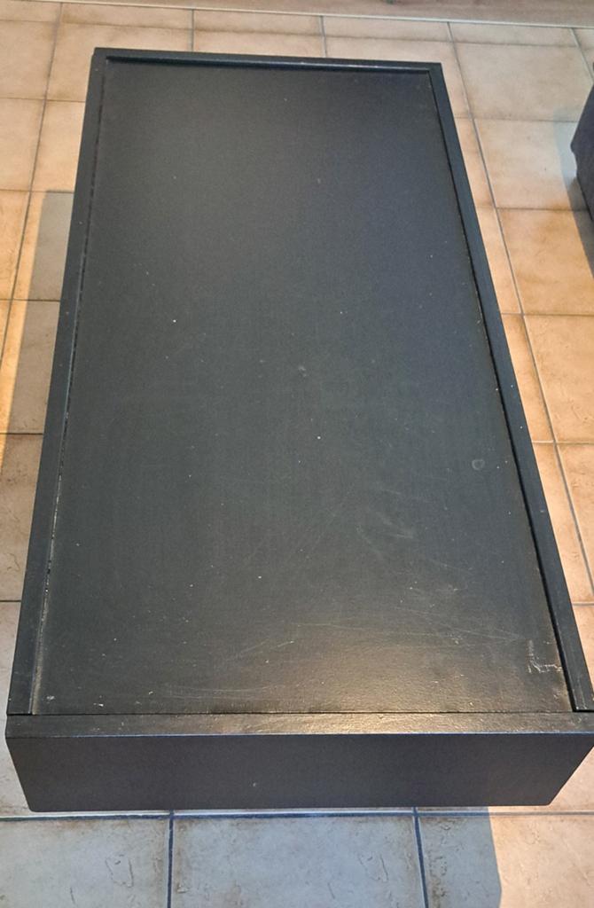 Table de salon, Enlèvement