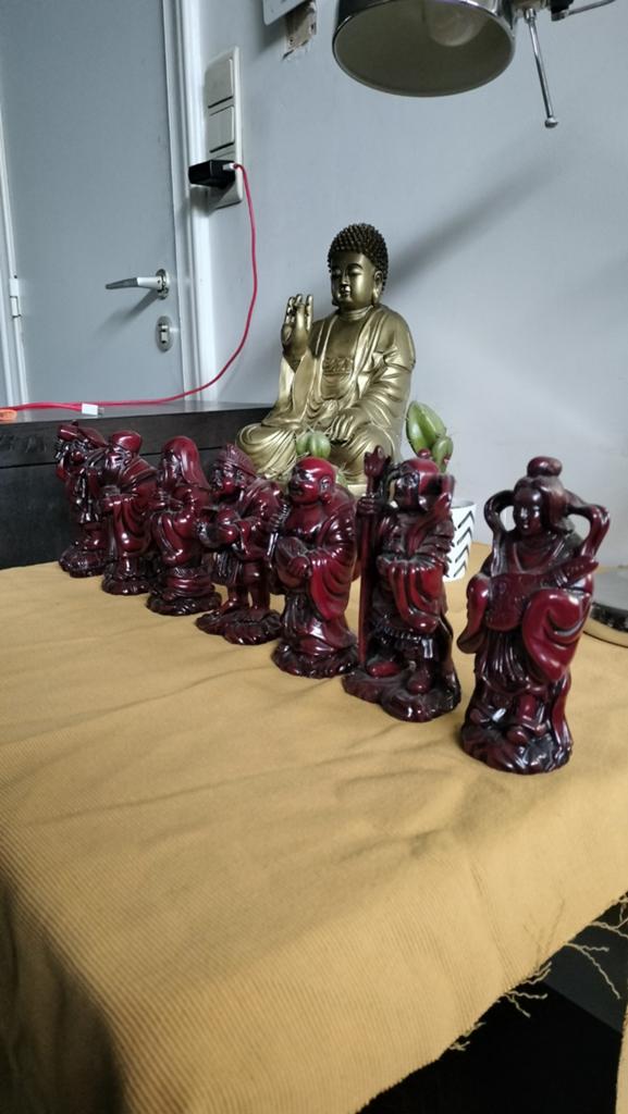 Chinese goden figuren in kunsthars, Ophalen
