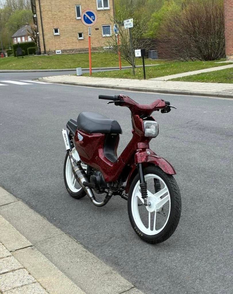 gezocht wallaroo/zip, Fietsen en Brommers, Ophalen, Zo goed als nieuw