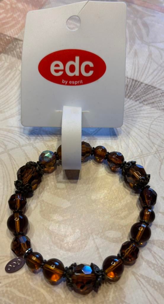 Nouveau bracelet élastique EDC., Bijoux, Sacs & Beauté, Bracelets, Enlèvement ou Envoi, Avec bracelets à breloques ou perles, Brun