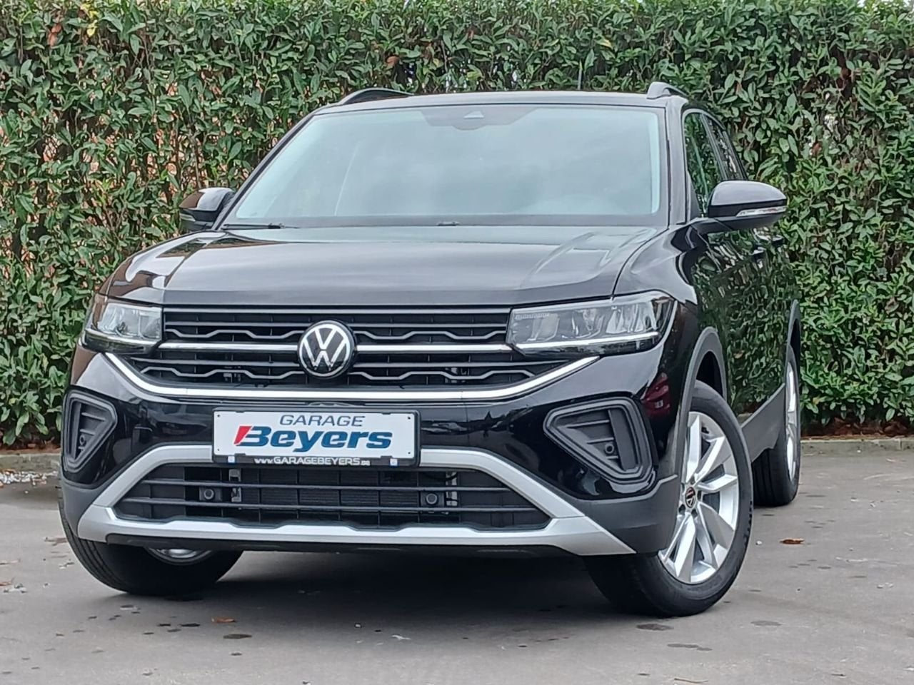 Volkswagen T-Cross LIMITED 1.0L TSI 115PK DSG !NEW CAR + SAF, Auto's, Volkswagen, Gebruikt, 116 pk, Zwart, Bedrijf