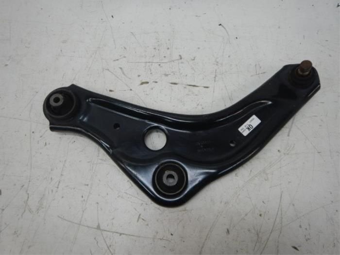 Nissan Qashqai Draagarm Links-voor, Ophalen of Verzenden, Gebruikt