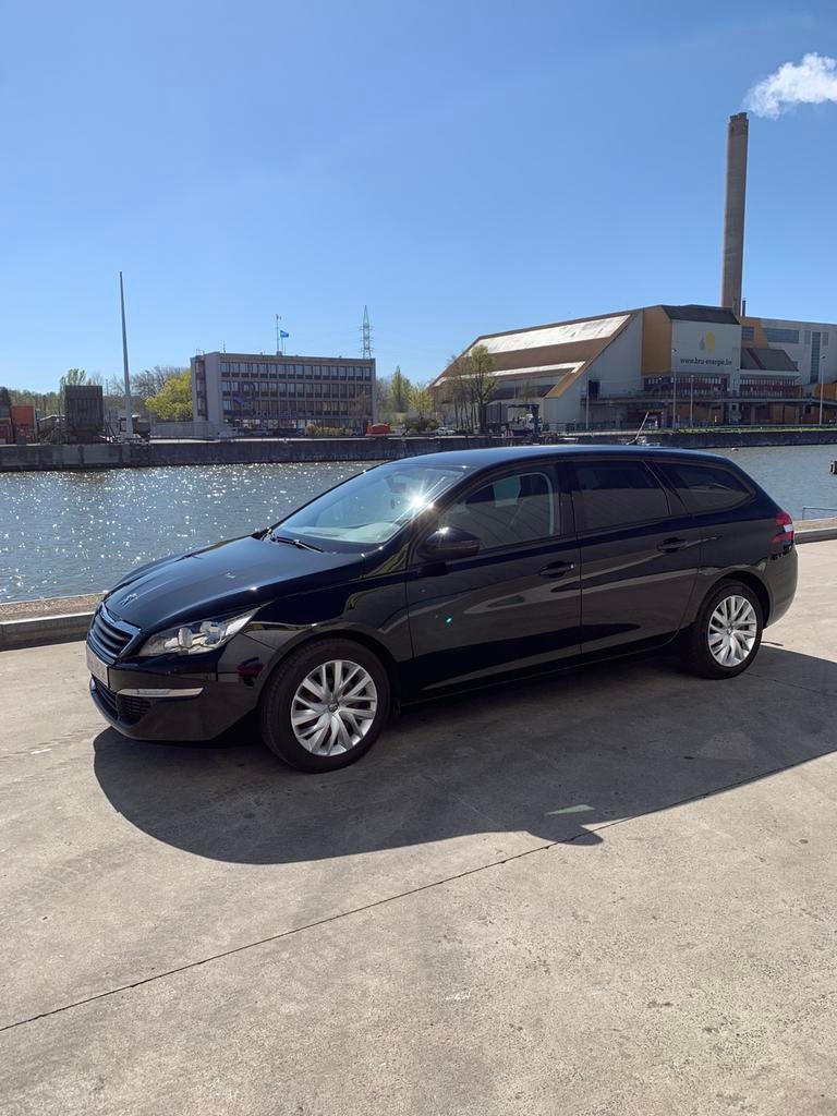 Peugeot - 308 SW - 1.2 e-THP Blue Lease essence 1er propriét, Achat, Euro 6, Entreprise, Boîte manuelle