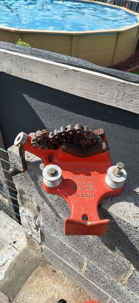 Étau a chaine ridgid bc-810, Bricolage & Construction, Enlèvement, Comme neuf