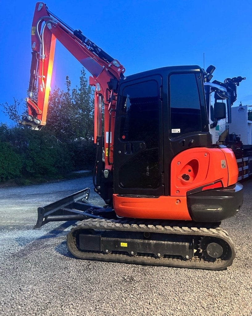 Graafkraan kubota kx042, Enlèvement, Excavatrice