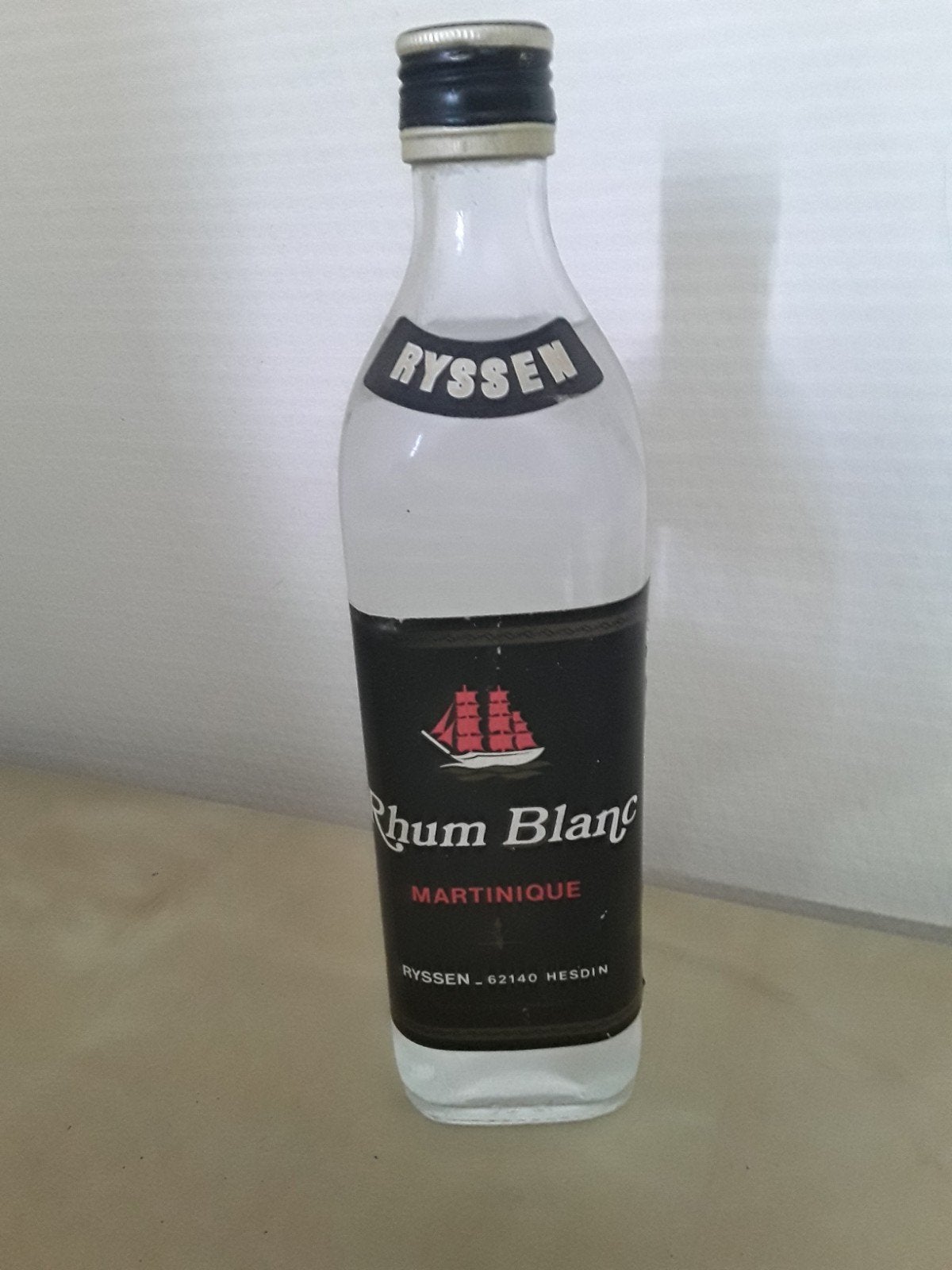 oude witte rum, Ophalen
