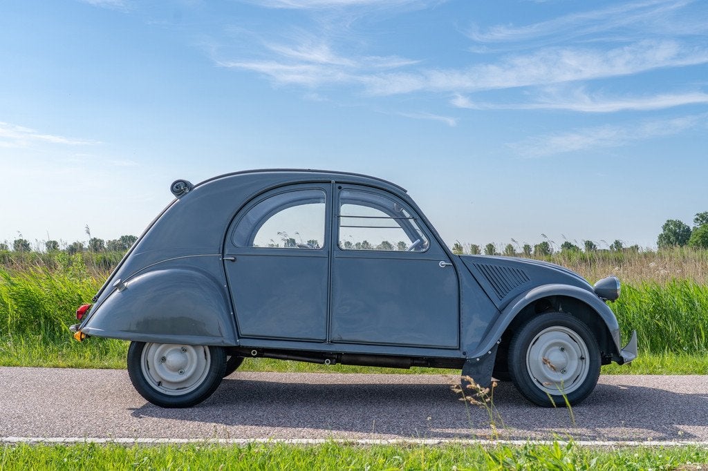 Citroën 2CV, Argent ou Gris, Achat, 4 portes, Entreprise