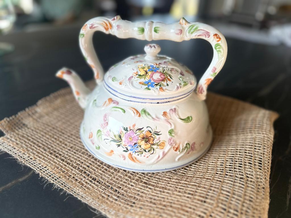Superbe théière décorative Bassano Italie, Enlèvement ou Envoi
