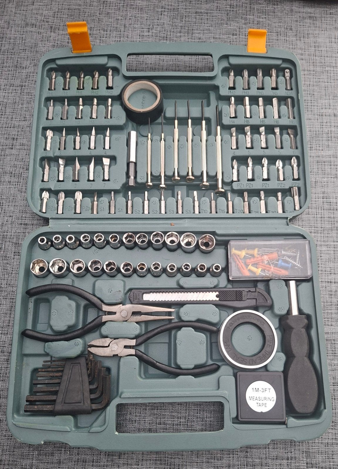 klein gereedschapskoffer, Bricolage & Construction, Outillage | Outillage à main, Enlèvement ou Envoi, Neuf, Jeu d'outils, Autres marques