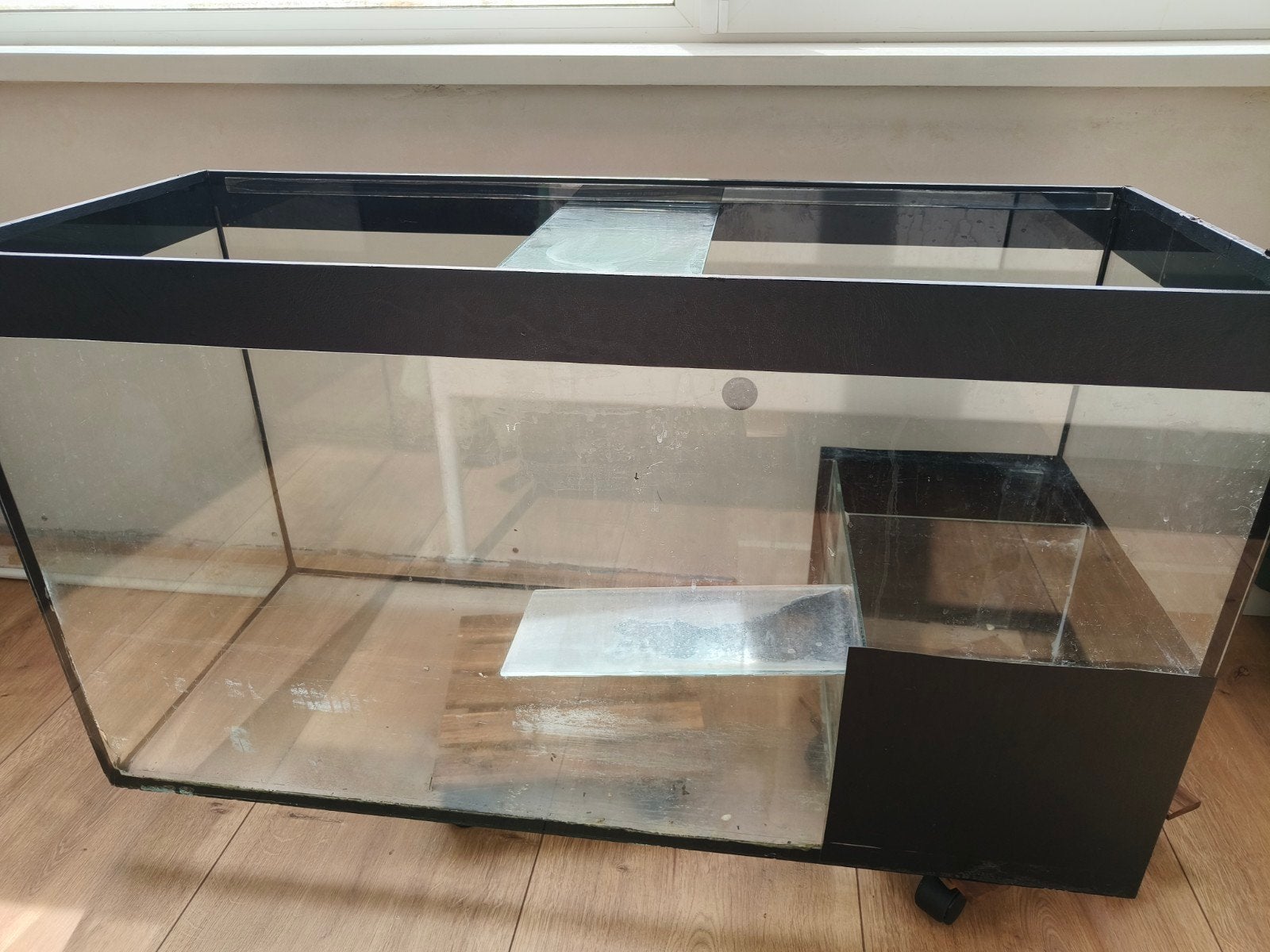 Terrarium/aquarium 100x40x55, Ophalen