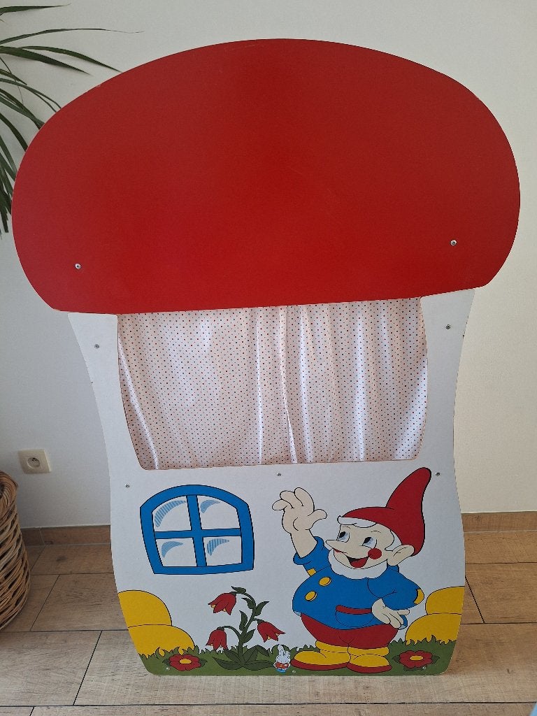 Poppenkast met 16 poppen, Ophalen, Gebruikt, Overige typen