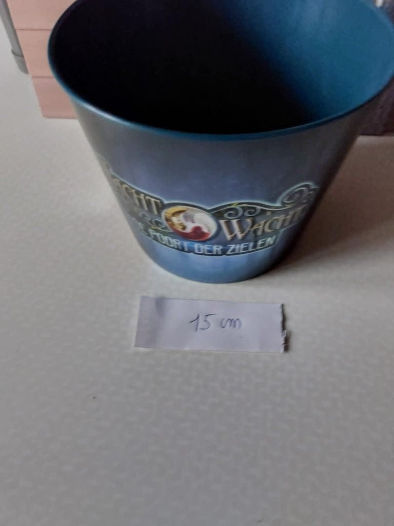 Prullenbak Smurf 3€ Prullenbak Nachtwacht 15 cm voor 2€, Ophalen, Zo goed als nieuw