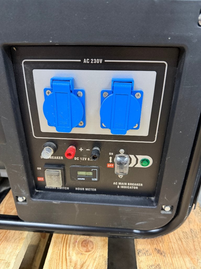 Generator 3500, Bricolage & Construction, Générateurs, Enlèvement ou Envoi, Comme neuf, Moins de 5 kVA, Essence