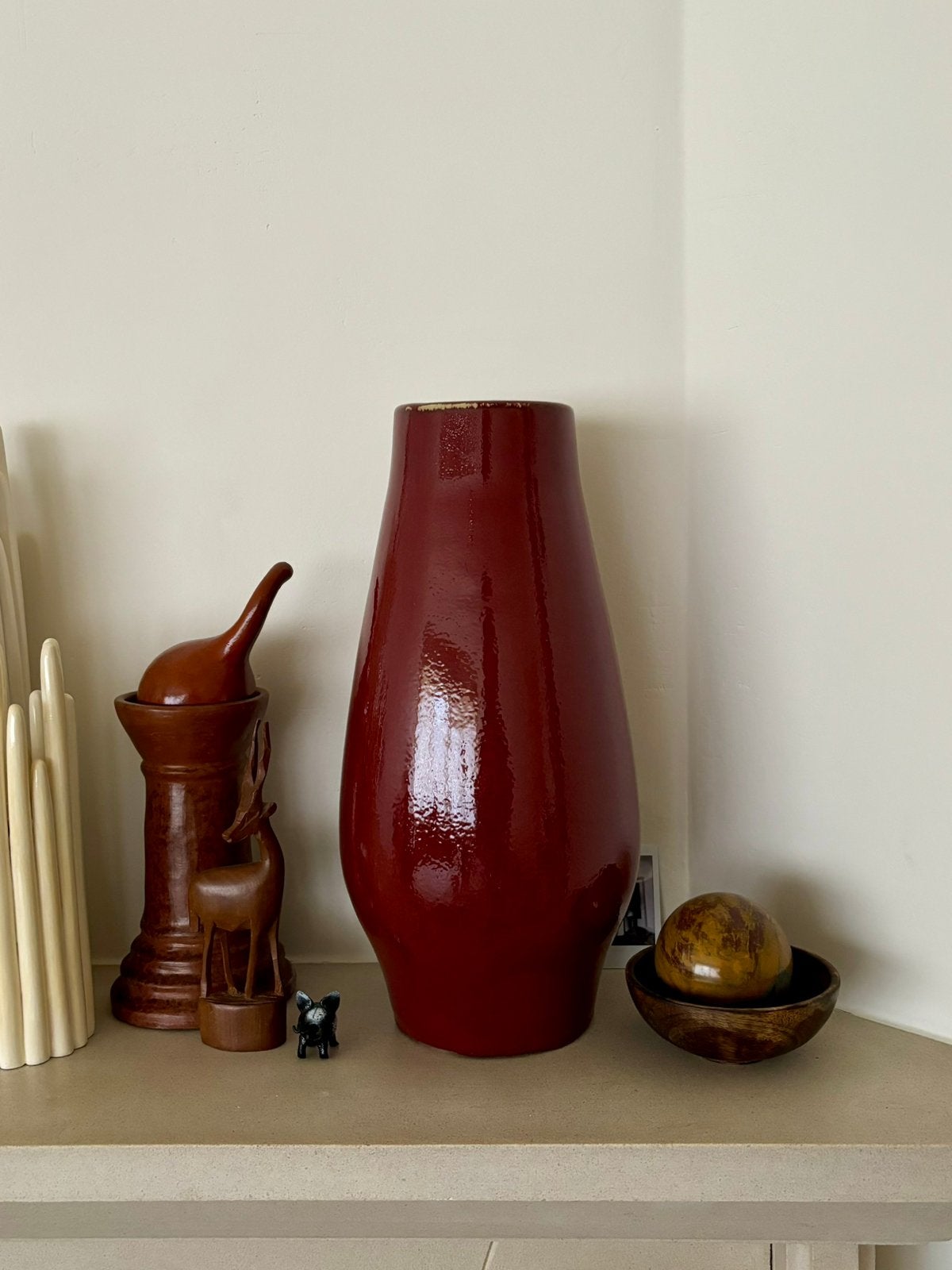 Grote Wijnrode Bordeaux Vaas, Huis en Inrichting, Woonaccessoires | Vazen, Ophalen, Zo goed als nieuw, 40 cm, Steen/keramiek