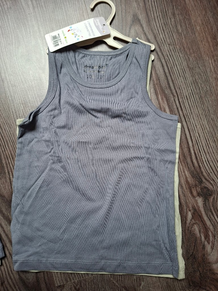 2 onderhemdjes Dreambaby maat 104/110, Nacht- of Onderkleding, Dreambee, Jongen of Meisje, Nieuw