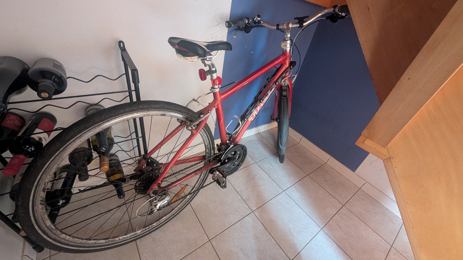 Fiets TREK te koop, Fietsen en Brommers, Fietsen | Dames | Omafietsen, Ophalen, Gebruikt, Versnellingen, Schijfrem