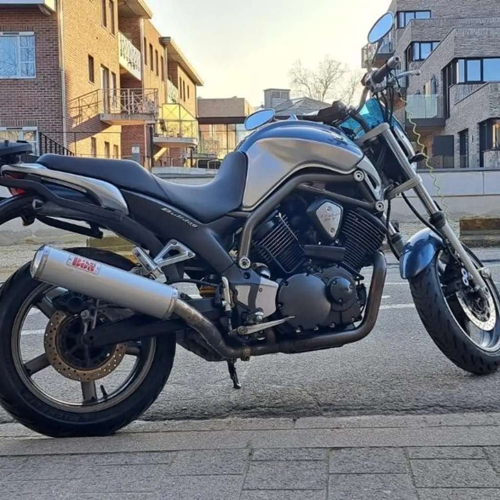 Moto Yamaha BT1100 bulldog, 2 cilinders, Occasion, Sportuitlaat, Particulier